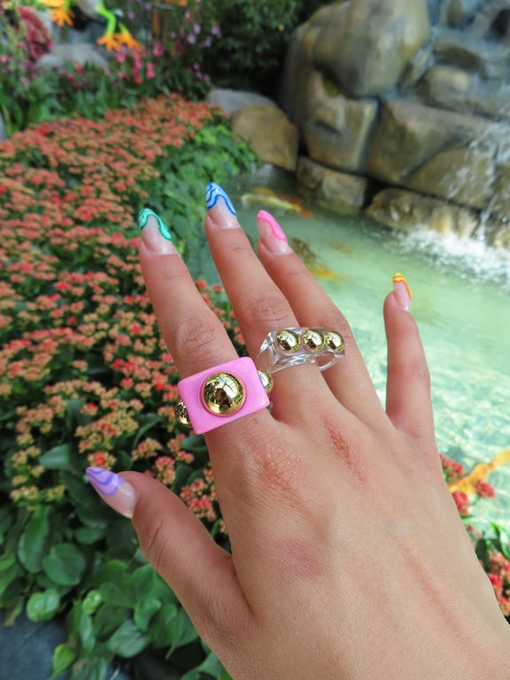 GROOVY RINGS